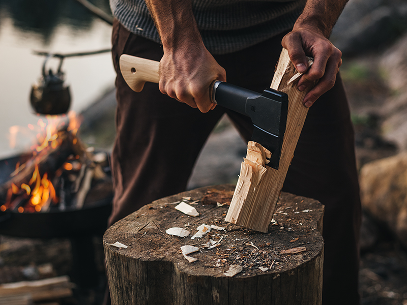 Bijl Fiskars Norden N10, 1200 gram, lengte 47,6 cm