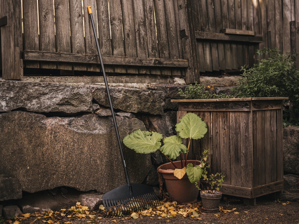 Bladhark FISKARS Solid L, 52 cm breed, met aluminium steel