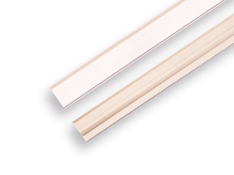 [1202022] Klickleiste weiß 100 cm x 3,7 cm schräg, für Fachboden Tegometall