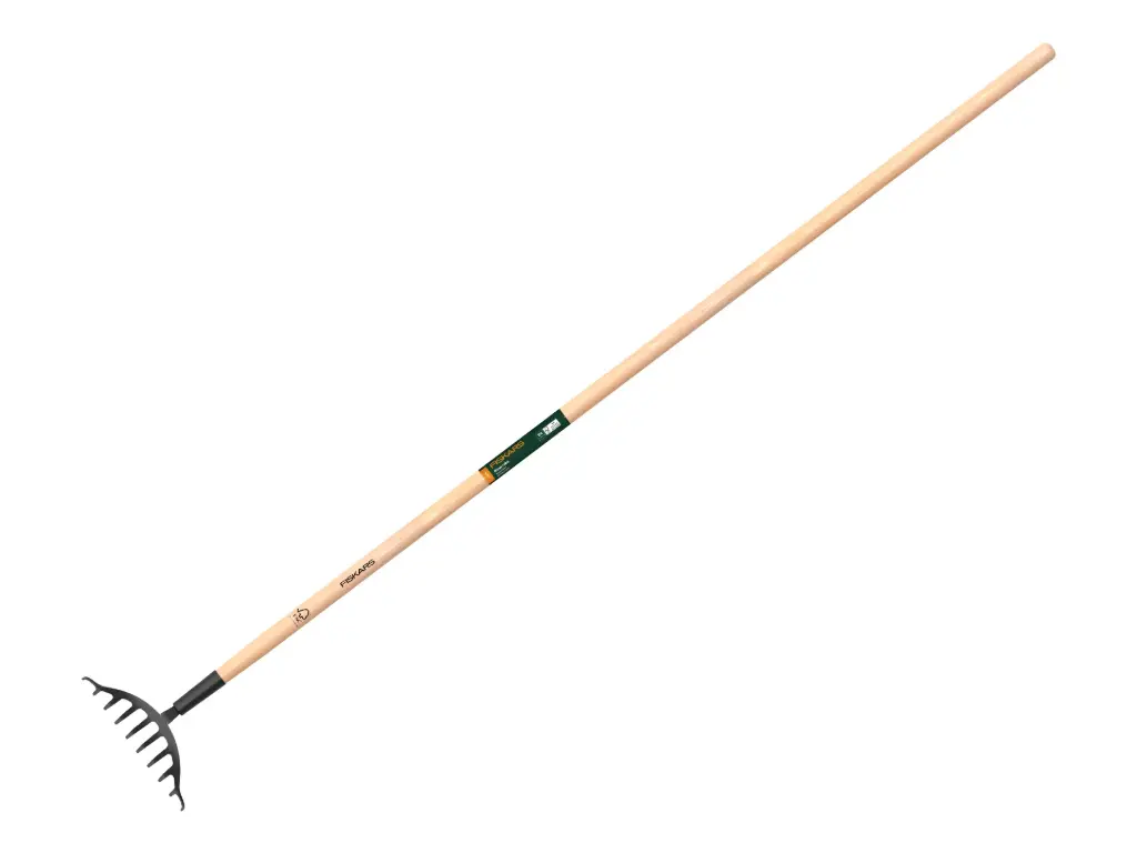 Rose rake FISKARS CLASSIC with hardened steel tines and ash wood handle 160 cm