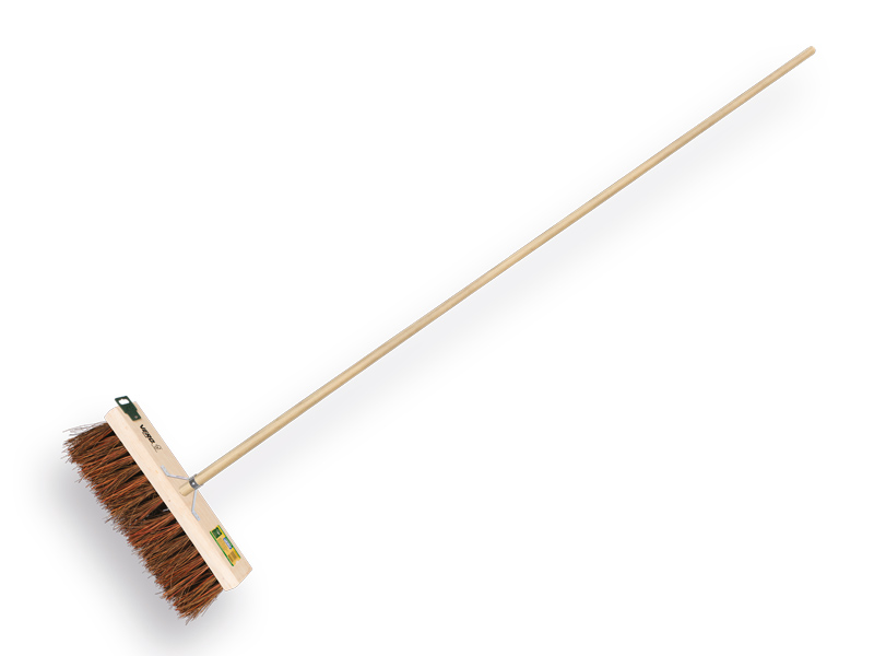 Street broom VERO 37B bassine/stalks 37 cm, with ATLAS handle 150 x 2.8 cm and stick holder