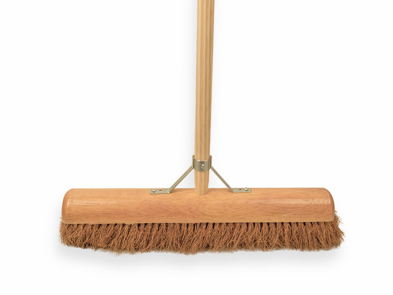 [1550555] Push broom SOLIDE coconut fibre 50 cm, round cap, with IKAPE handle 150 x 2.8 cm and broom handle bracket